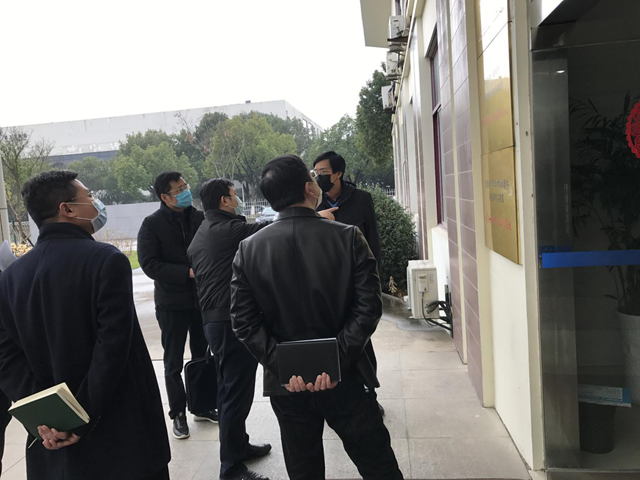無錫市工信局副局長左保春一行走訪督導(dǎo)復(fù)工復(fù)產(chǎn)(圖1) 無錫市工信局副局長左保春一行走訪督導(dǎo)復(fù)工復(fù)產(chǎn)(圖1)